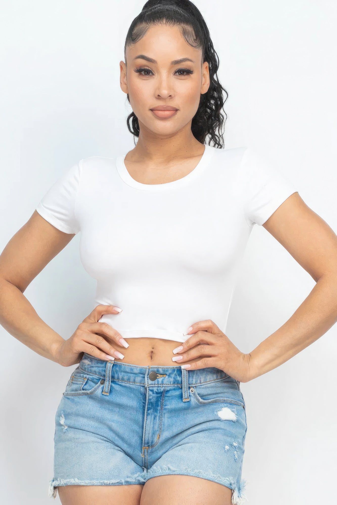 Roundneck Crop Top Tee